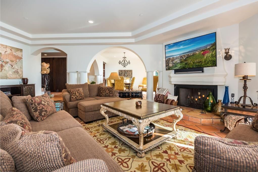Photo of Livingroom in Toro Canyon