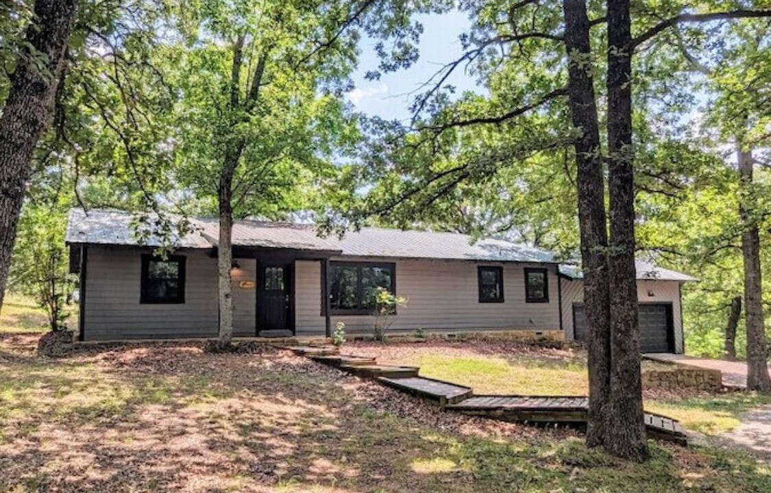 Photo of Outdoor in Sulphur