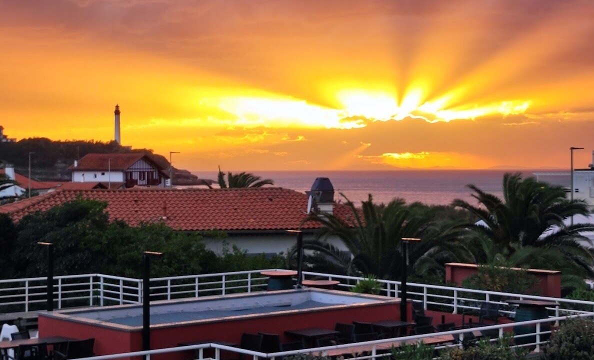 Photo of Patio Balcony in Behobie