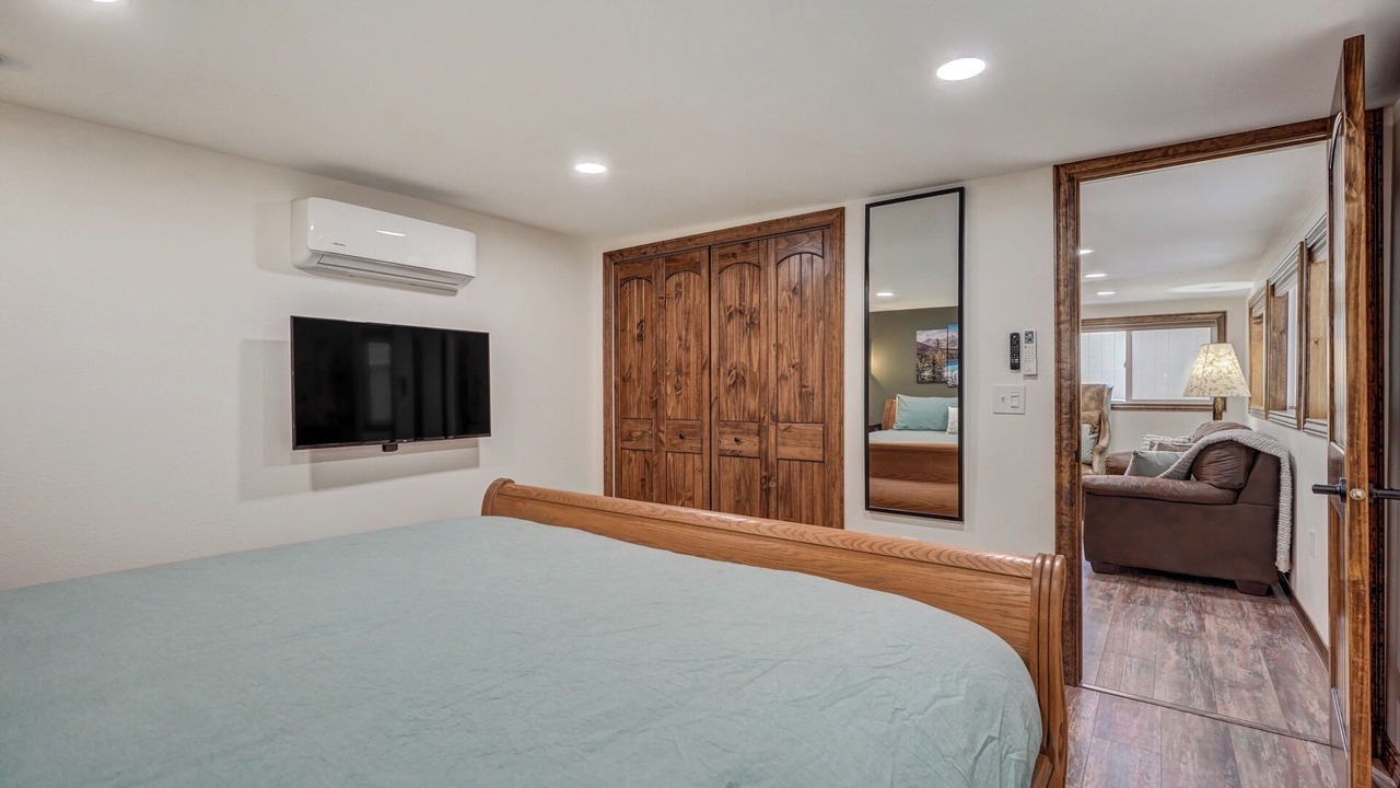 Photo of Bedroom in Green Mountain Falls