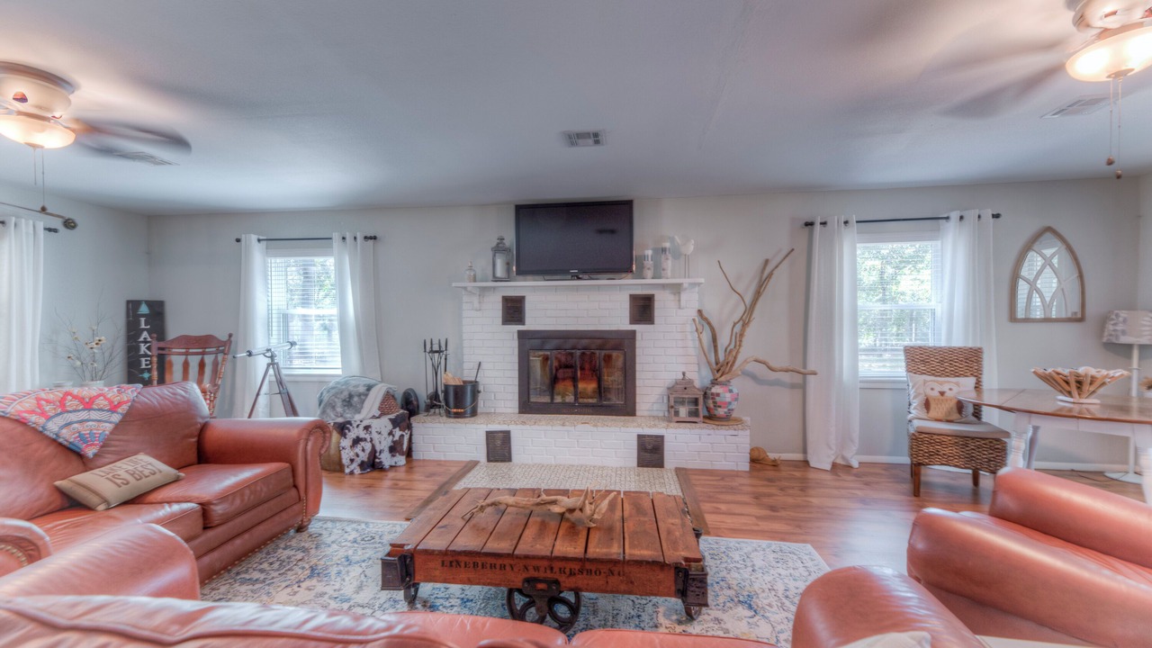 Photo of Livingroom in Cookson