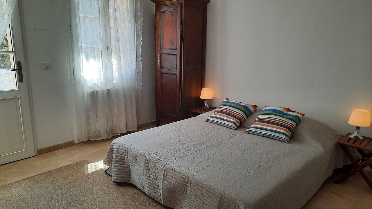 Photo of Bedroom in Esparron-de-Verdon