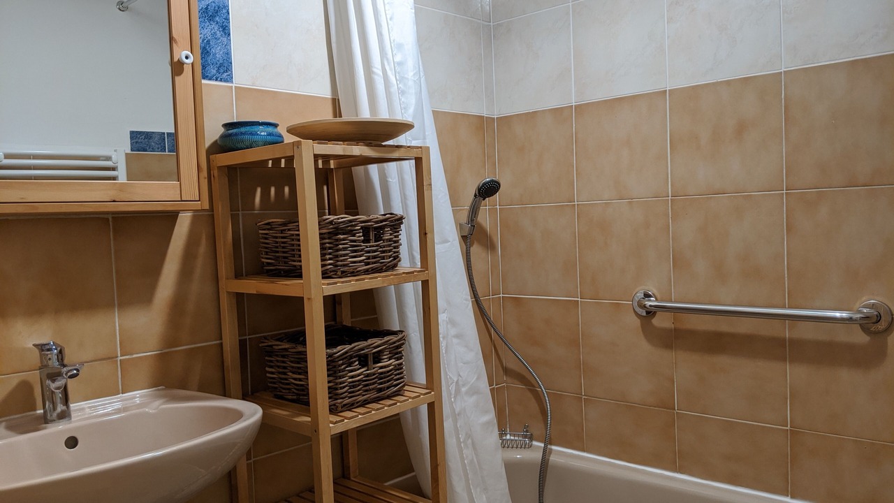 Photo of Bathroom in Esparron-de-Verdon