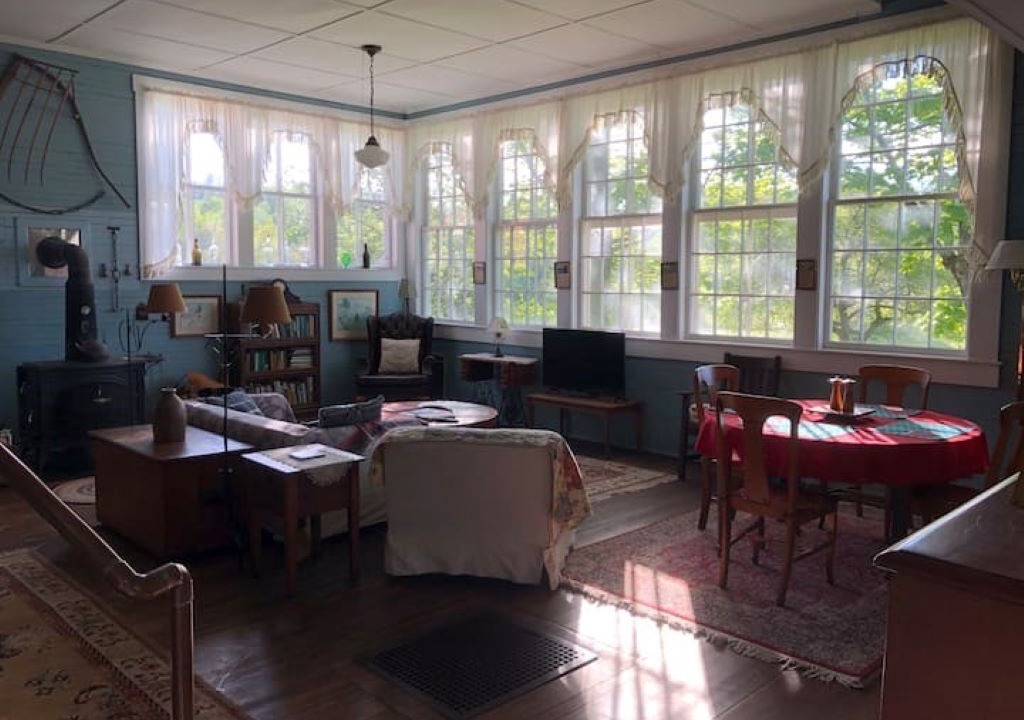 Photo of Others in Albany