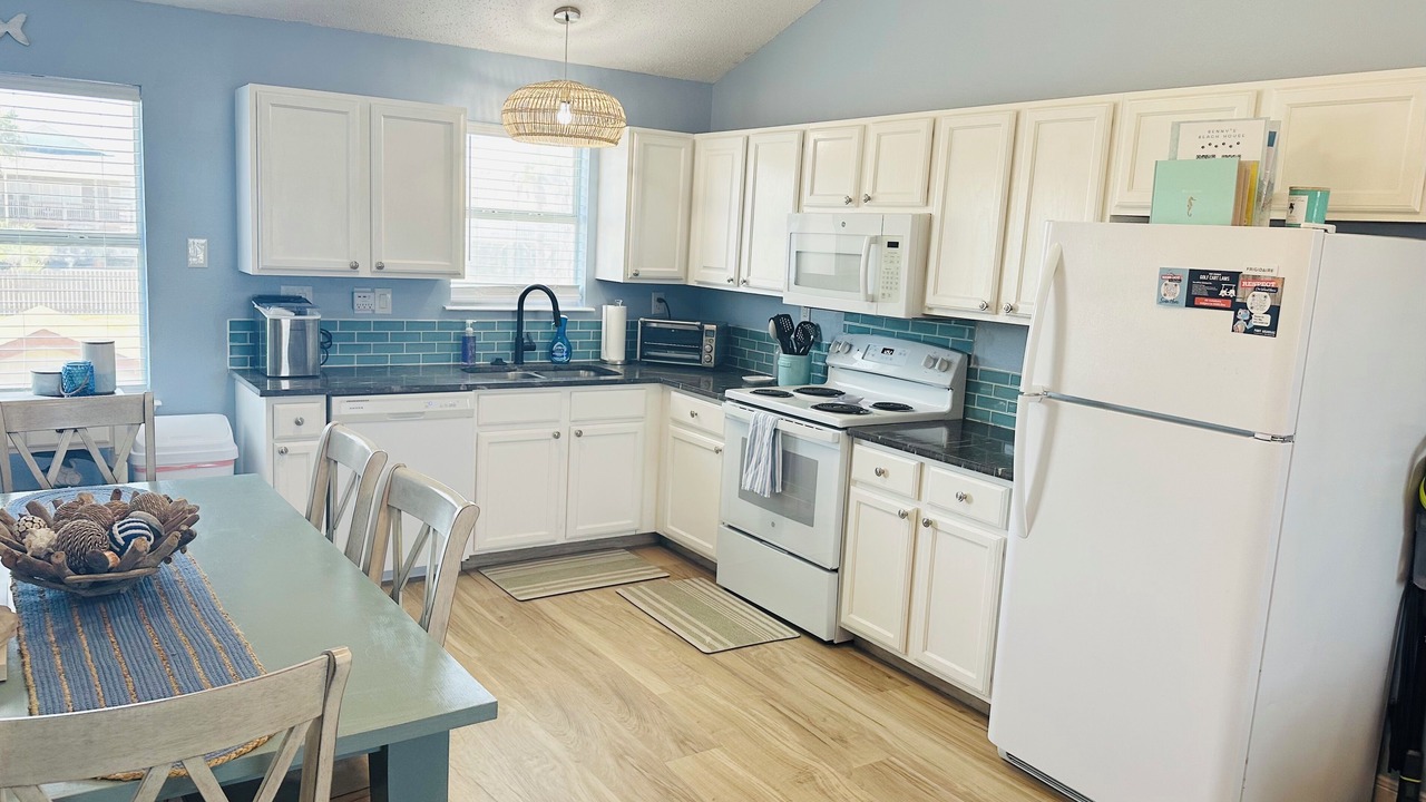 Photo of Kitchen in Leeward Sands