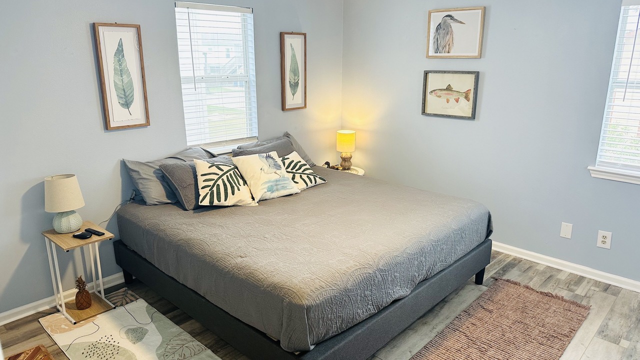 Photo of Bedroom in Leeward Sands