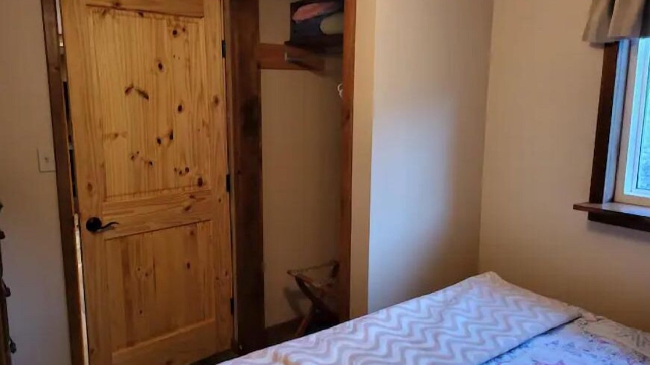 Photo of Bedroom in Chapmanville