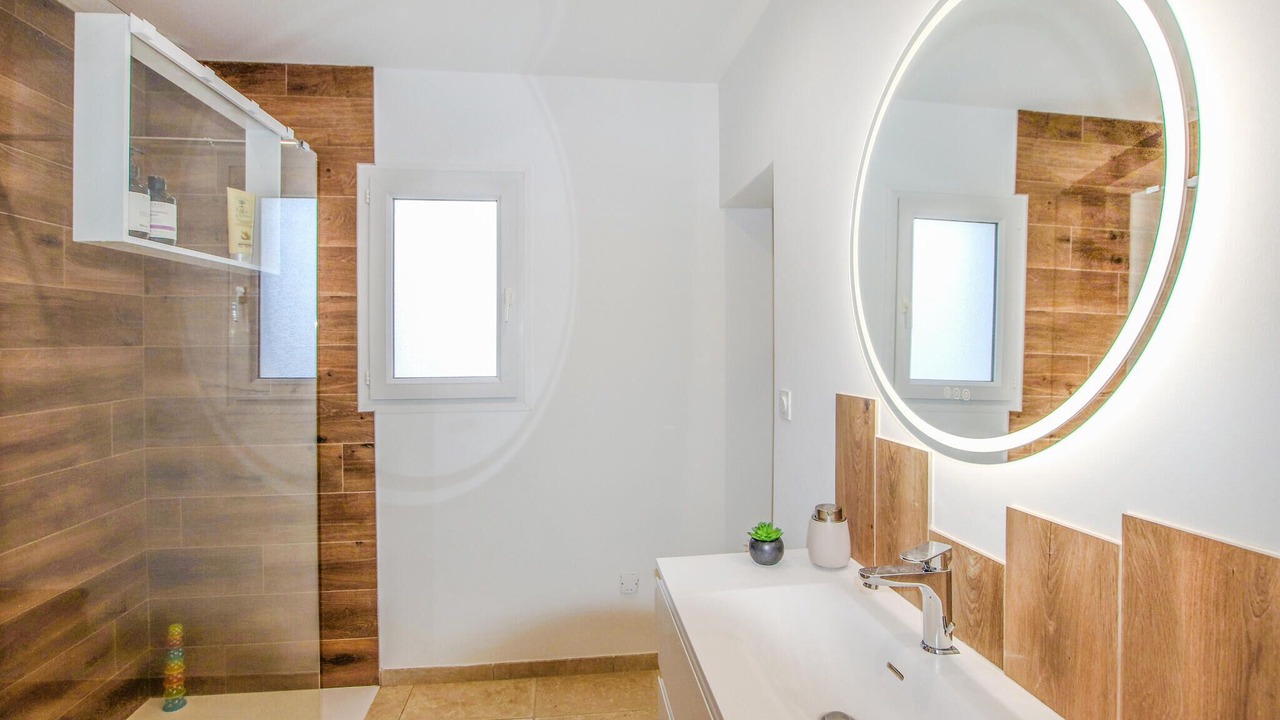Photo of Bathroom in Lussas