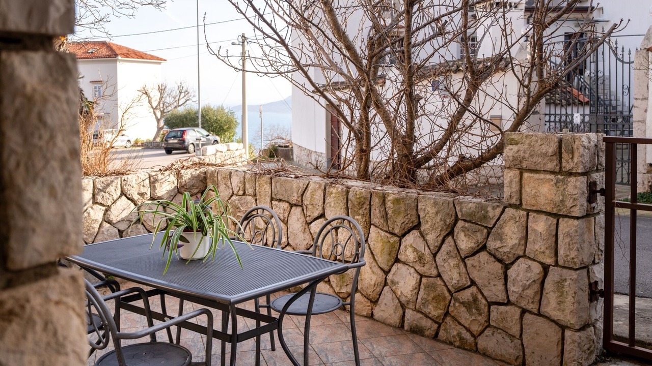 Photo of Outdoor in Brsec