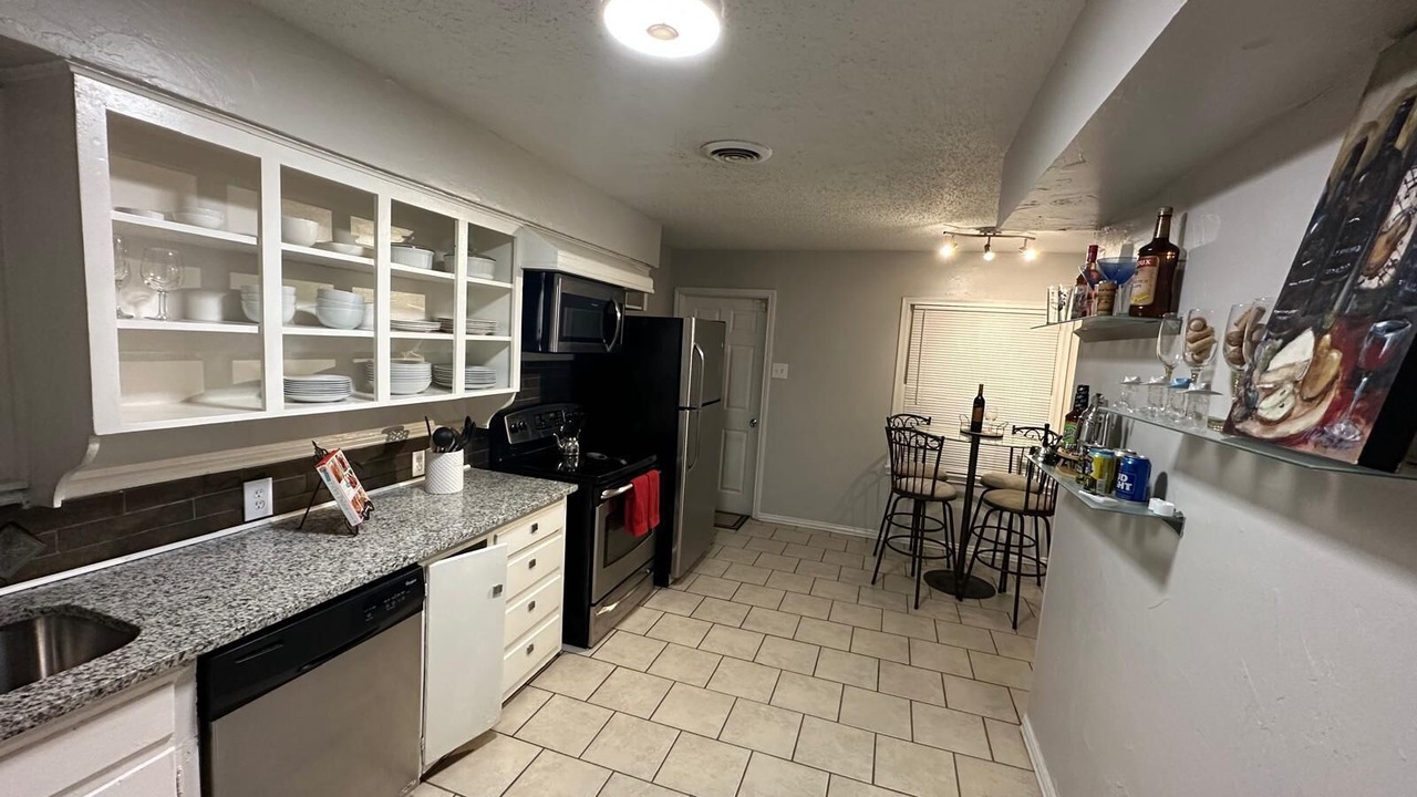 Photo of Kitchen in Brentwood-Oak Hills