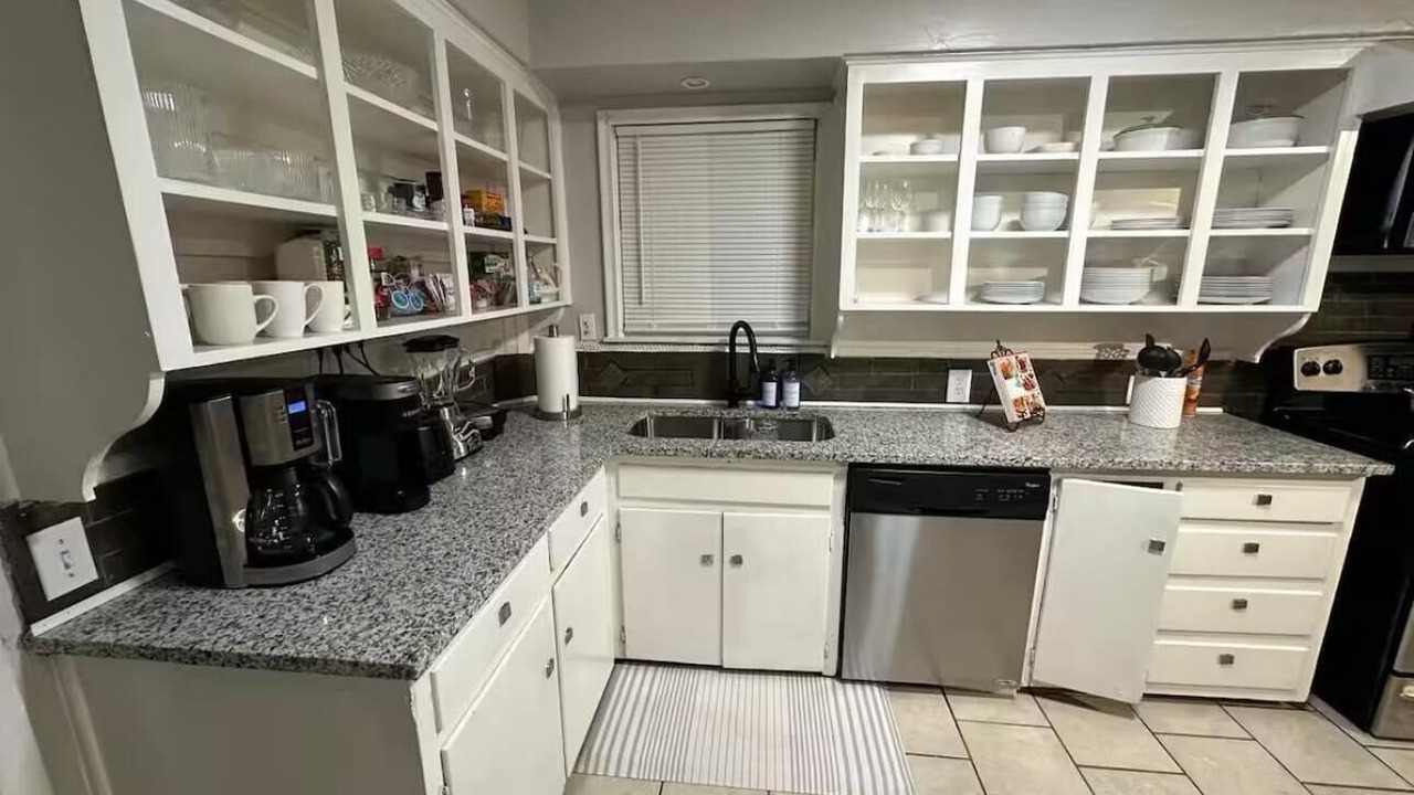 Photo of Kitchen in Brentwood-Oak Hills