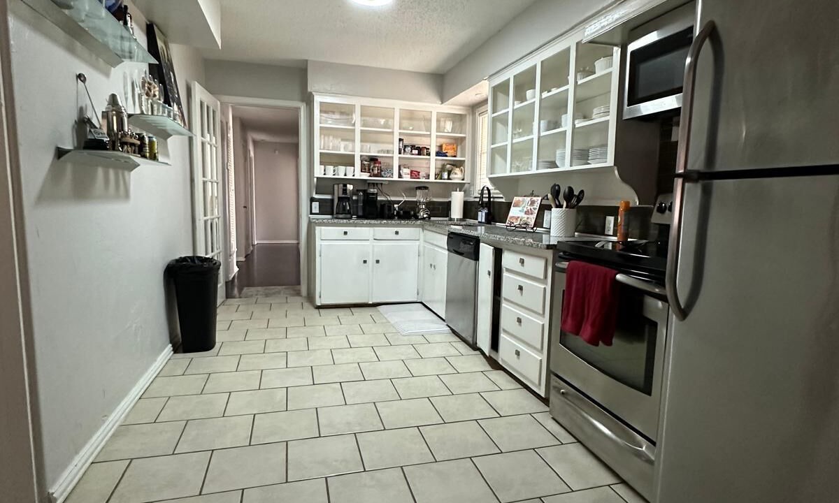 Photo of Kitchen in Brentwood-Oak Hills