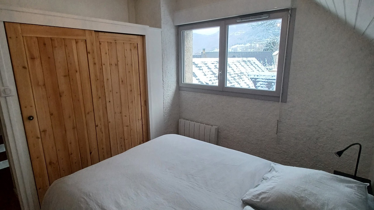 Photo of Bedroom in Bourisp