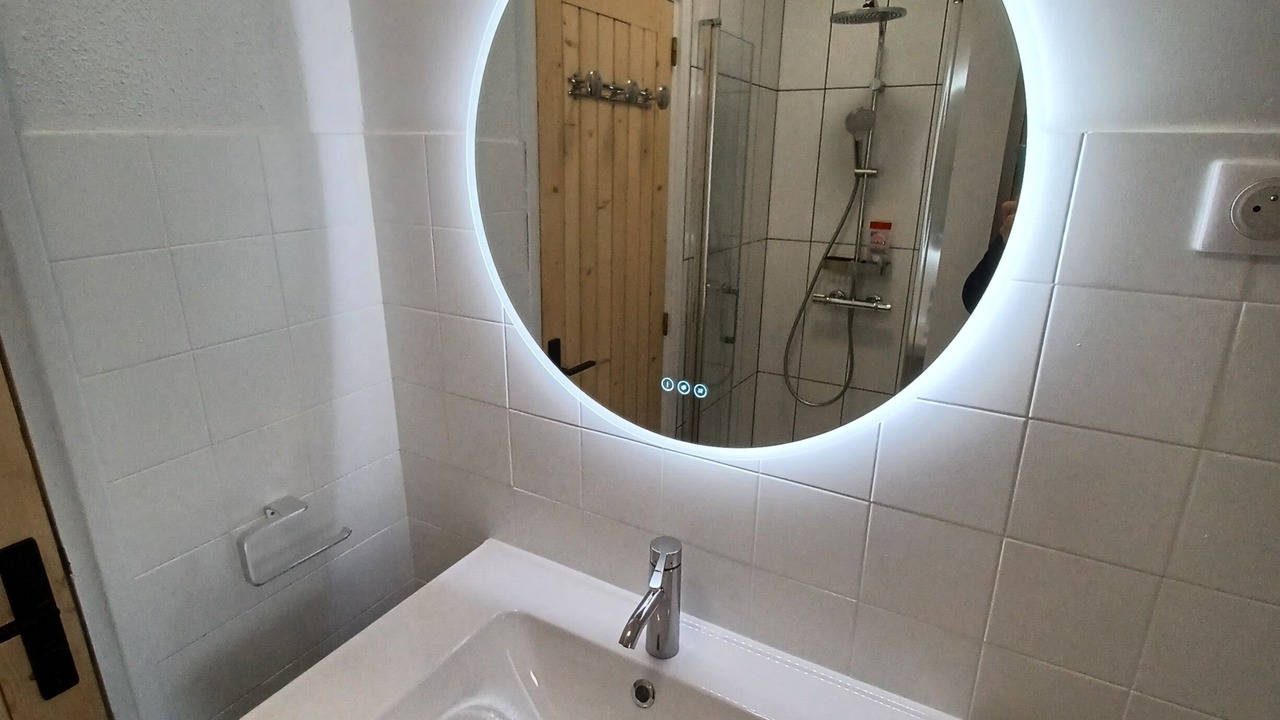 Photo of Bathroom in Bourisp