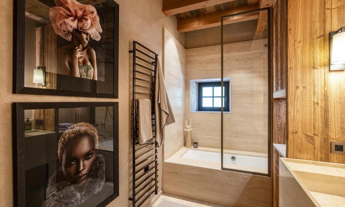Photo of Bathroom in Barcelonnette