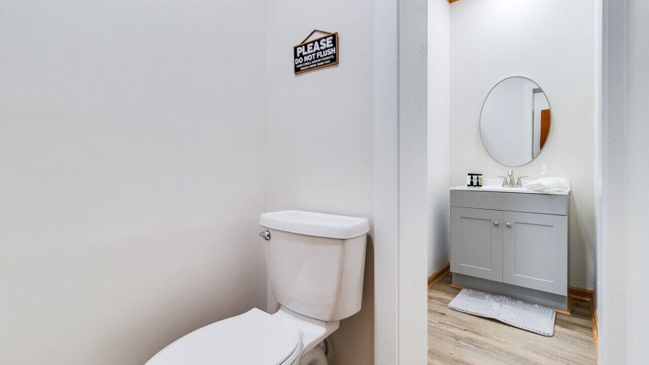 Photo of Bathroom in Abbeville
