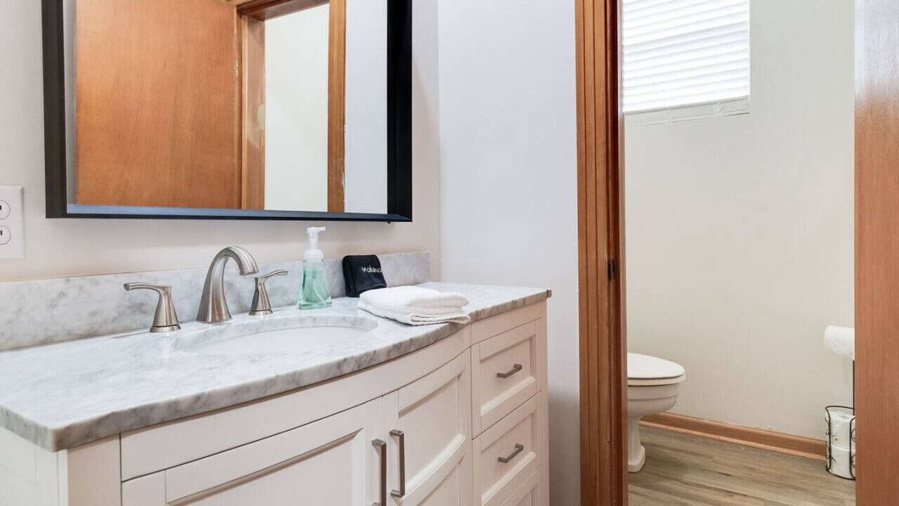 Photo of Bathroom in Abbeville