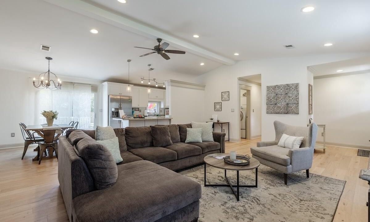 Photo of Livingroom in Conestee