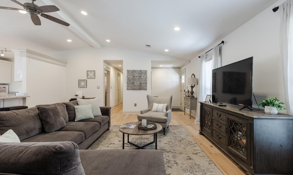 Photo of Livingroom in Conestee