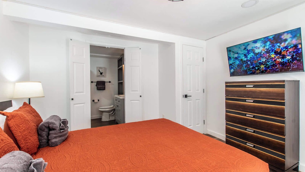 Photo of Bedroom in Del Mar