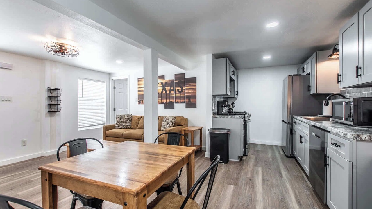 Photo of Others in Del Mar