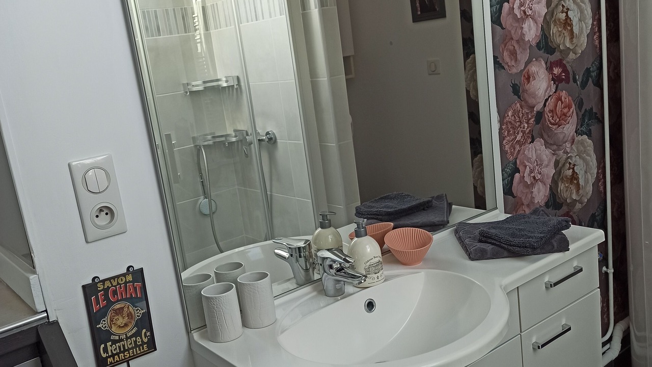 Photo of Bathroom in Cuverville