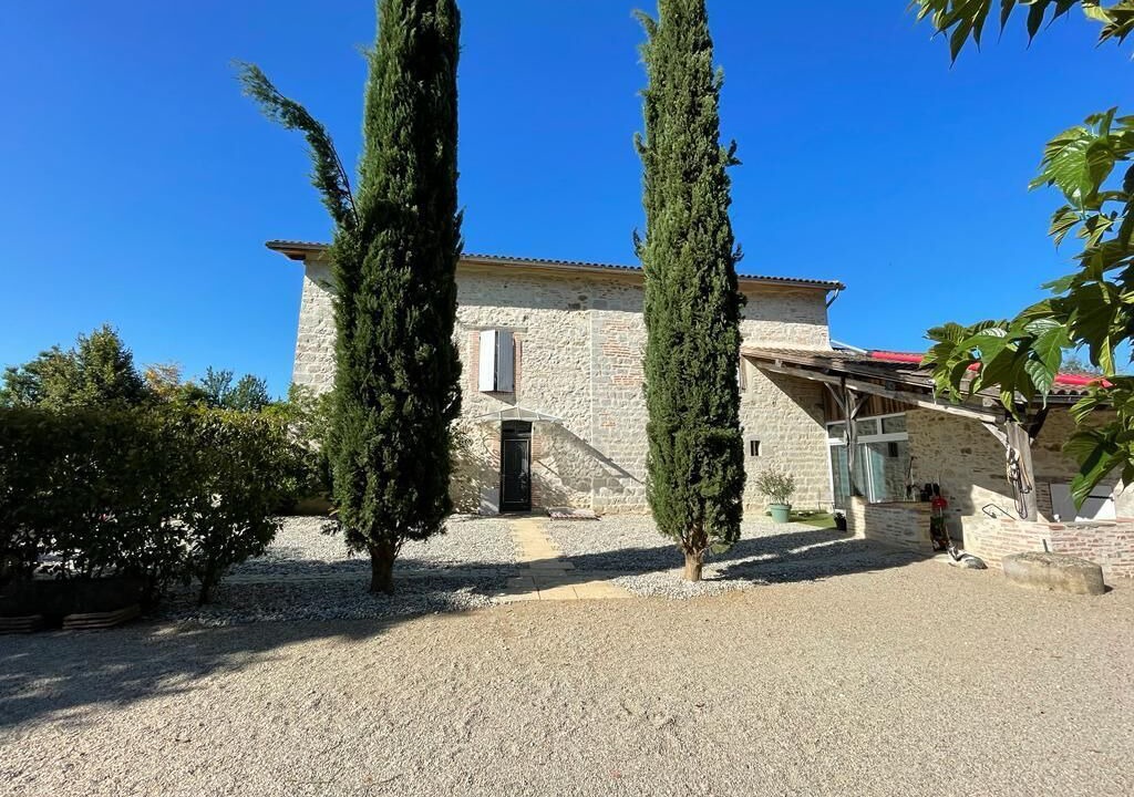 Photo of Outdoor in Saint-Sylvestre-sur-Lot
