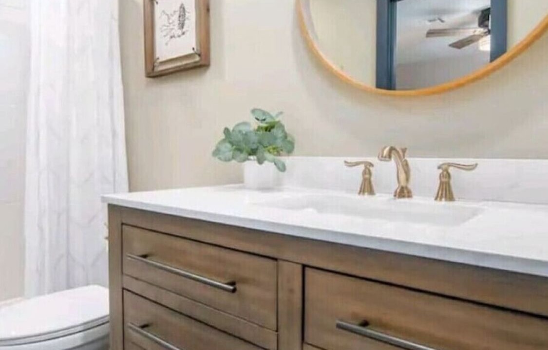 Photo of Bathroom in Sulphur