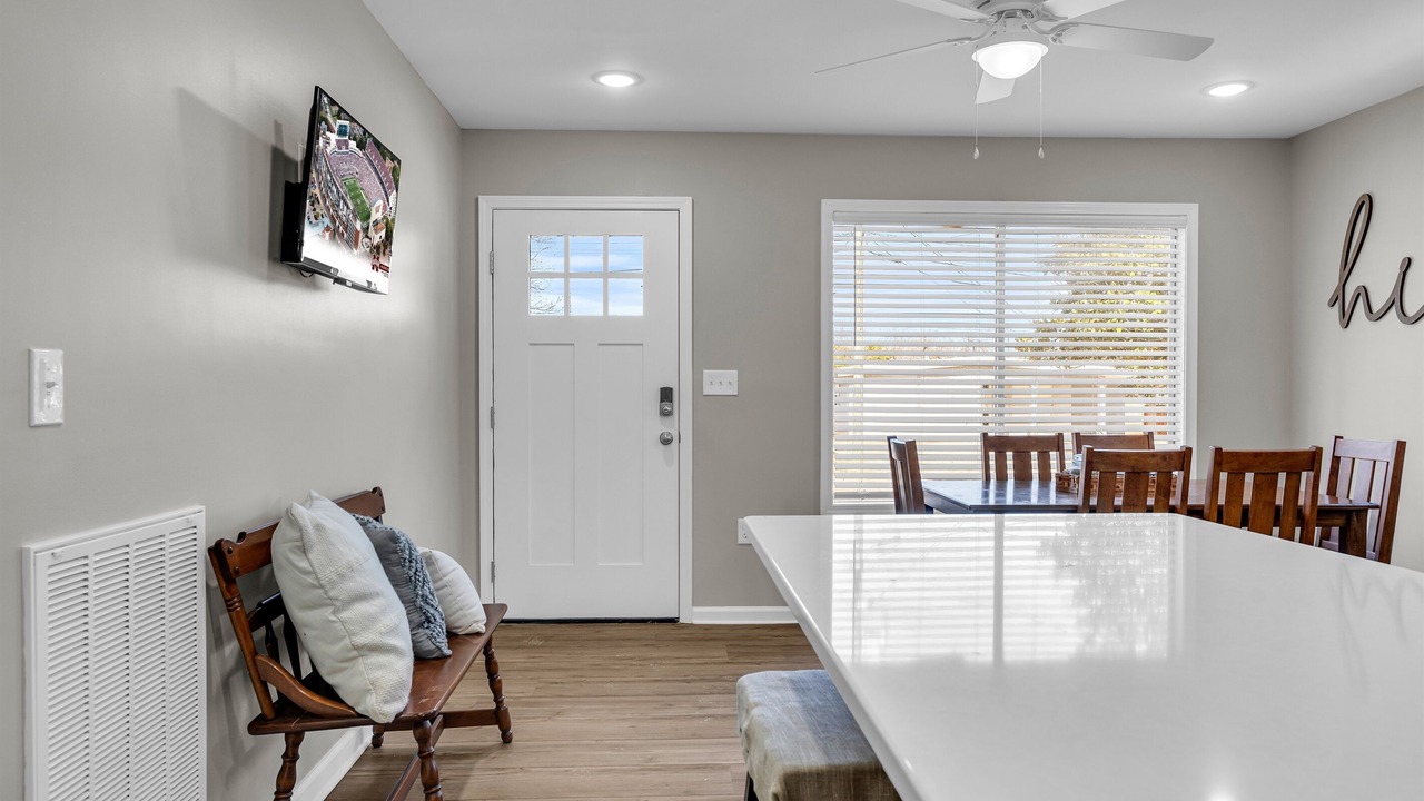 Photo of Livingroom in Starkville
