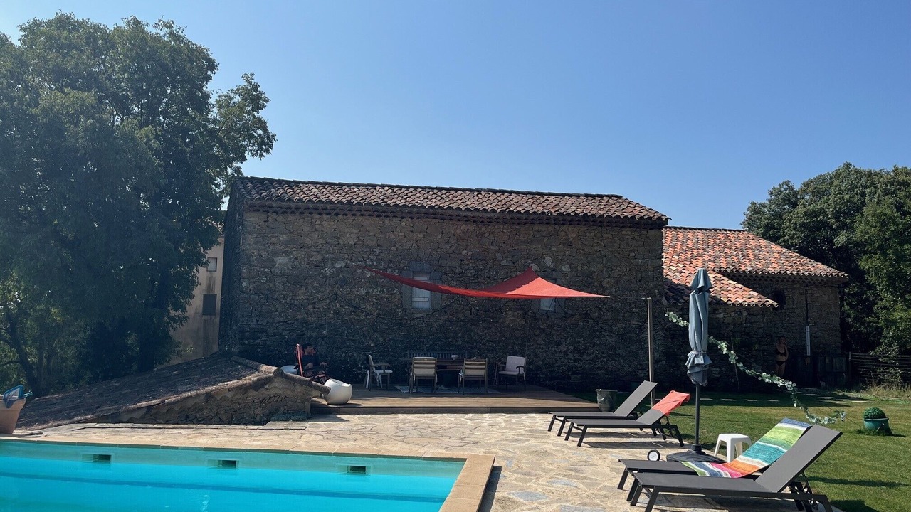 Photo of Outdoor in Saint-Julien-les-Rosiers