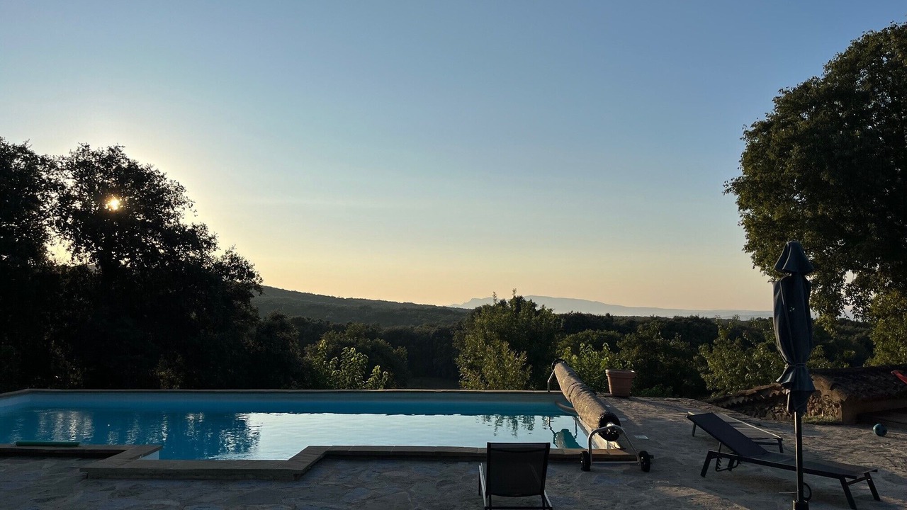 Photo of Outdoor in Saint-Julien-les-Rosiers