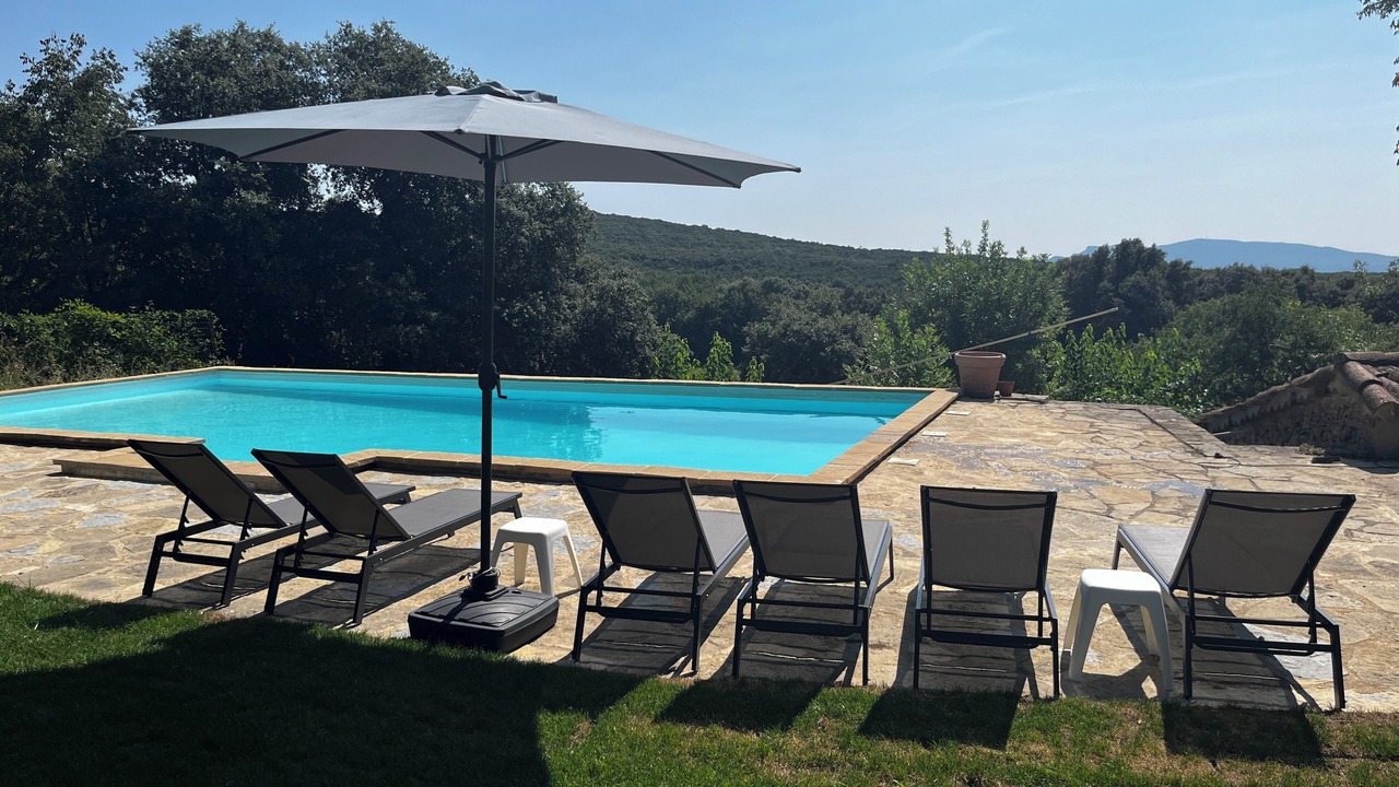 Photo of Outdoor in Saint-Julien-les-Rosiers