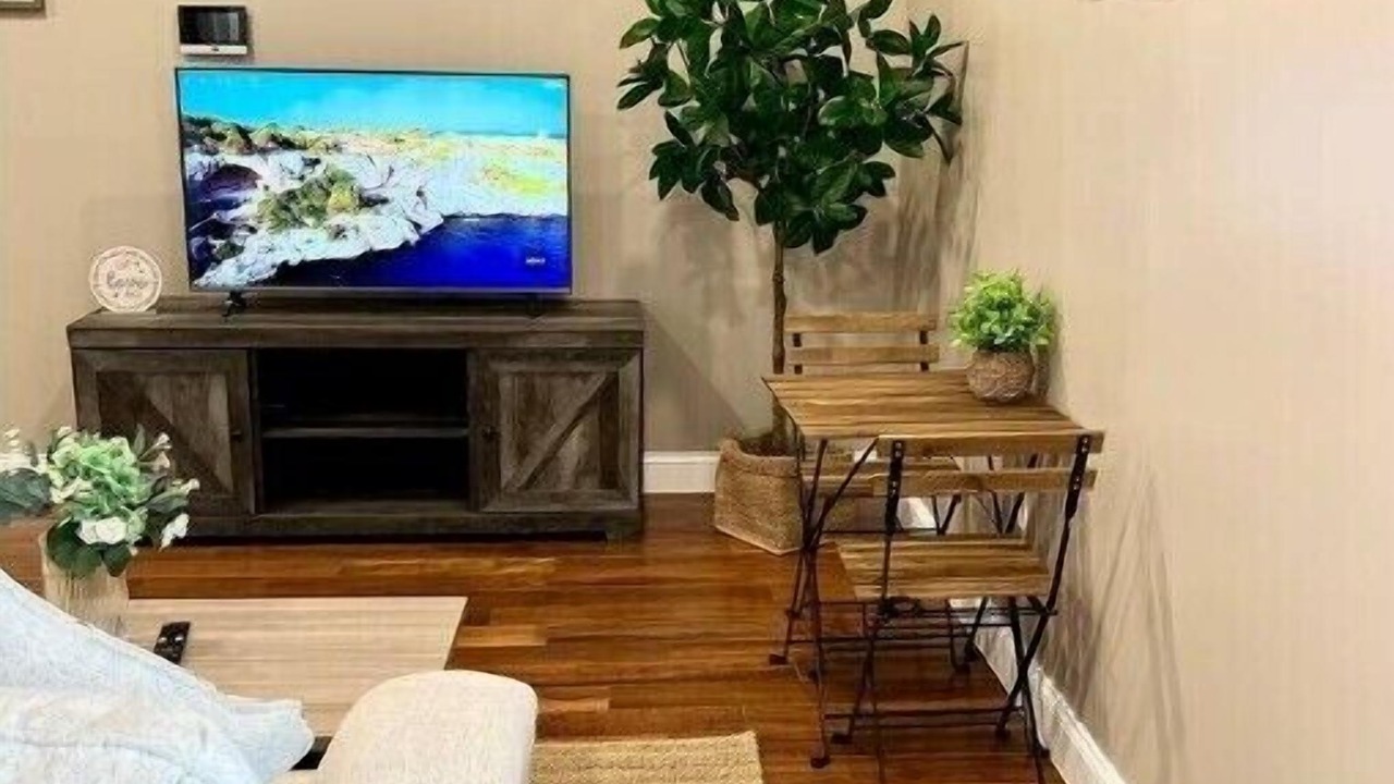 Photo of Livingroom in Logan Square