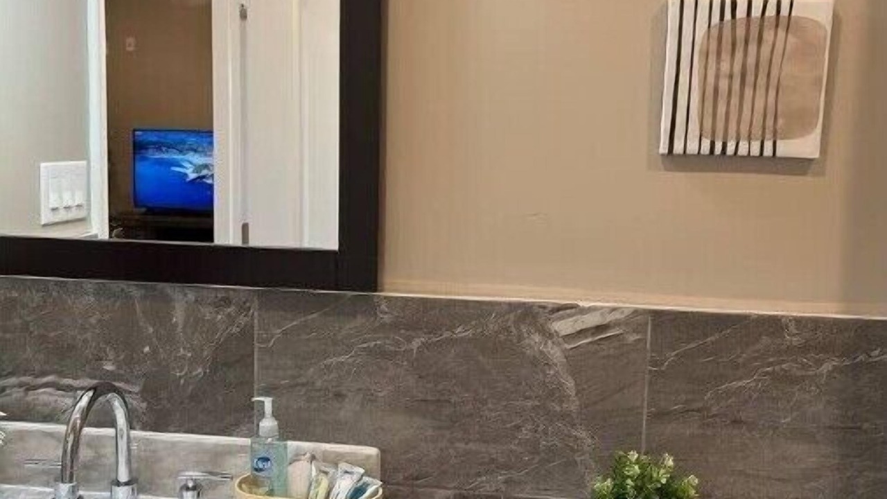 Photo of Bathroom in Logan Square