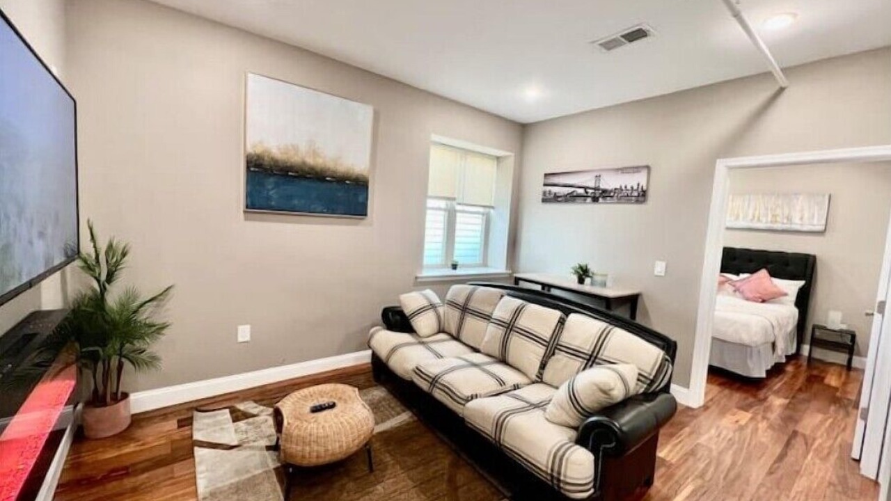 Photo of Livingroom in Logan Square