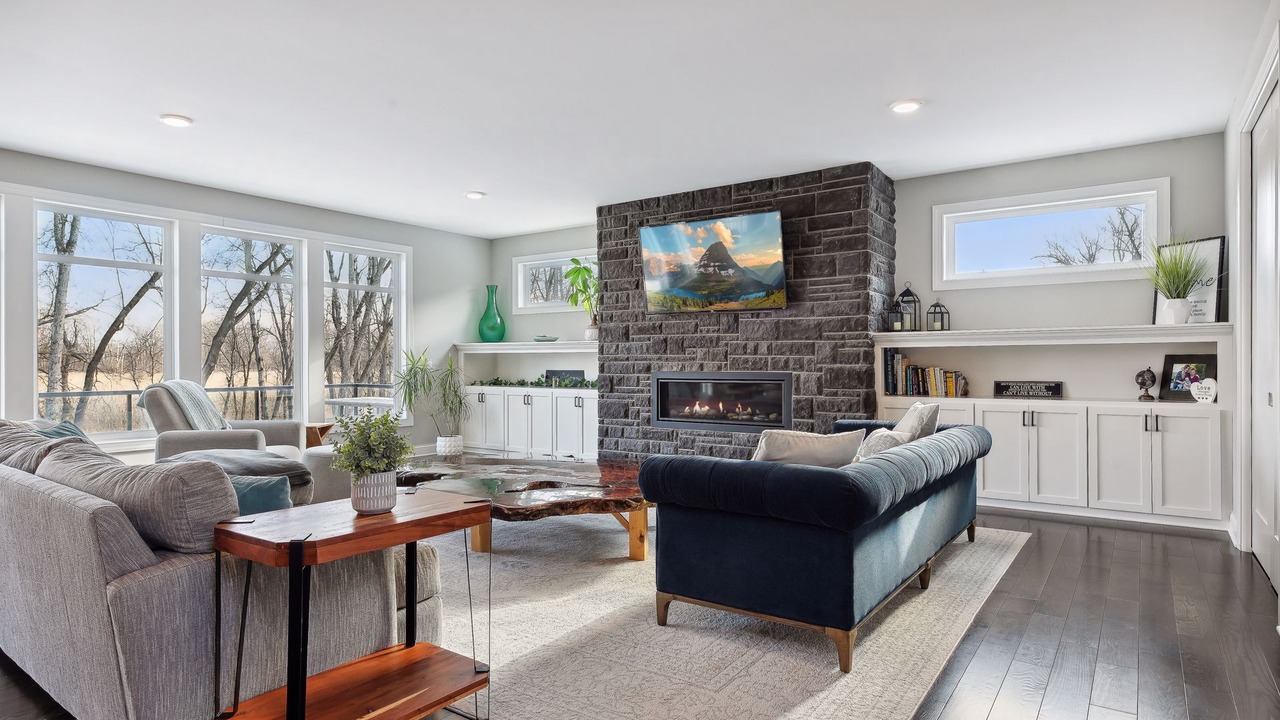 Photo of Livingroom in Minnetonka