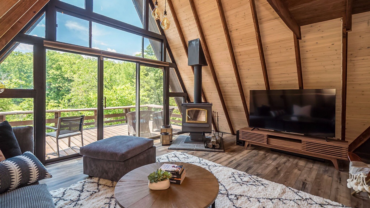 Photo of Livingroom in Innsbrook