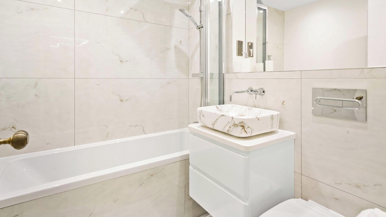 Photo of Others in Reading City Centre