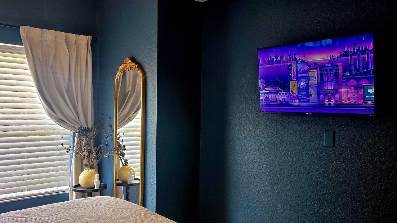 Photo of Bedroom in Veranda Palms