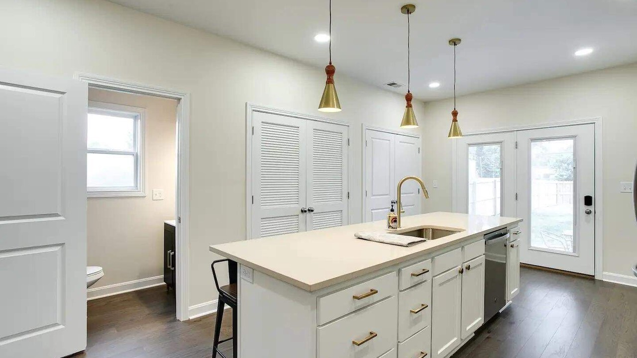 Photo of Kitchen in Smoketown Jackson
