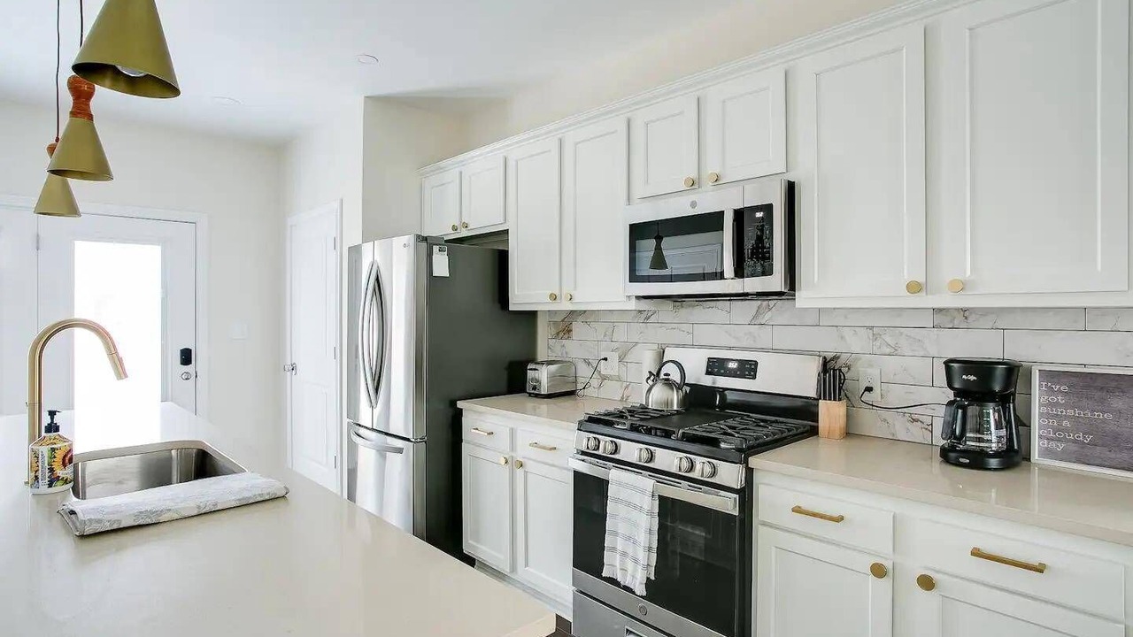 Photo of Kitchen in Smoketown Jackson