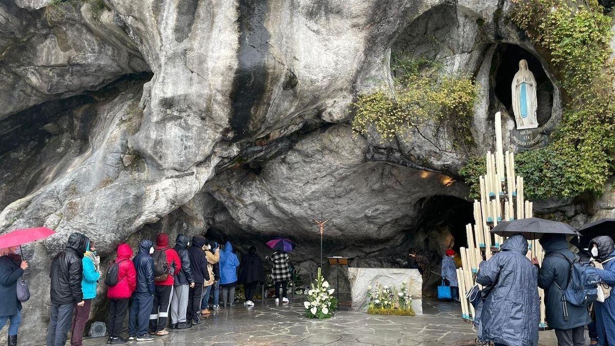 Photo of Others in Lourdes