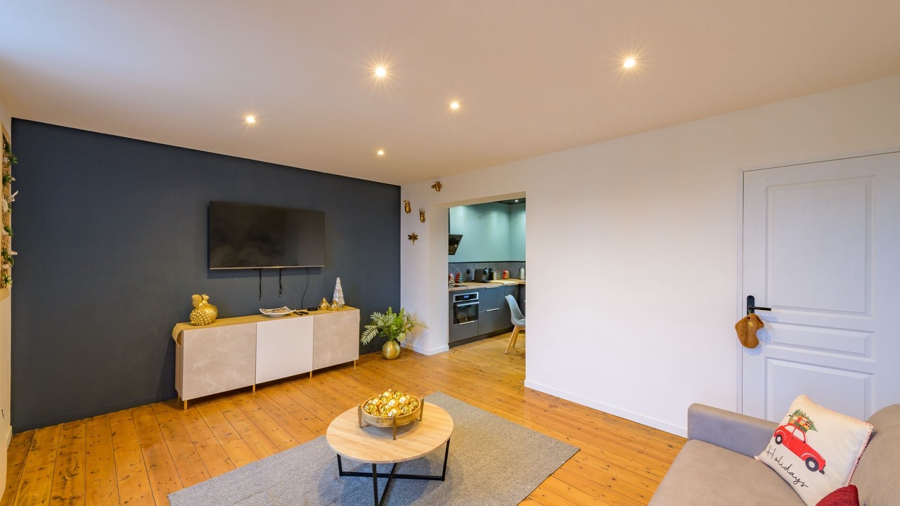 Photo of Livingroom in Solesmes