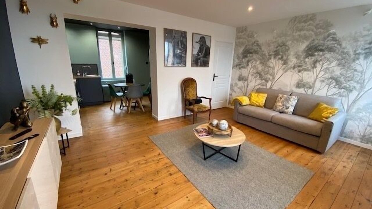 Photo of Livingroom in Solesmes