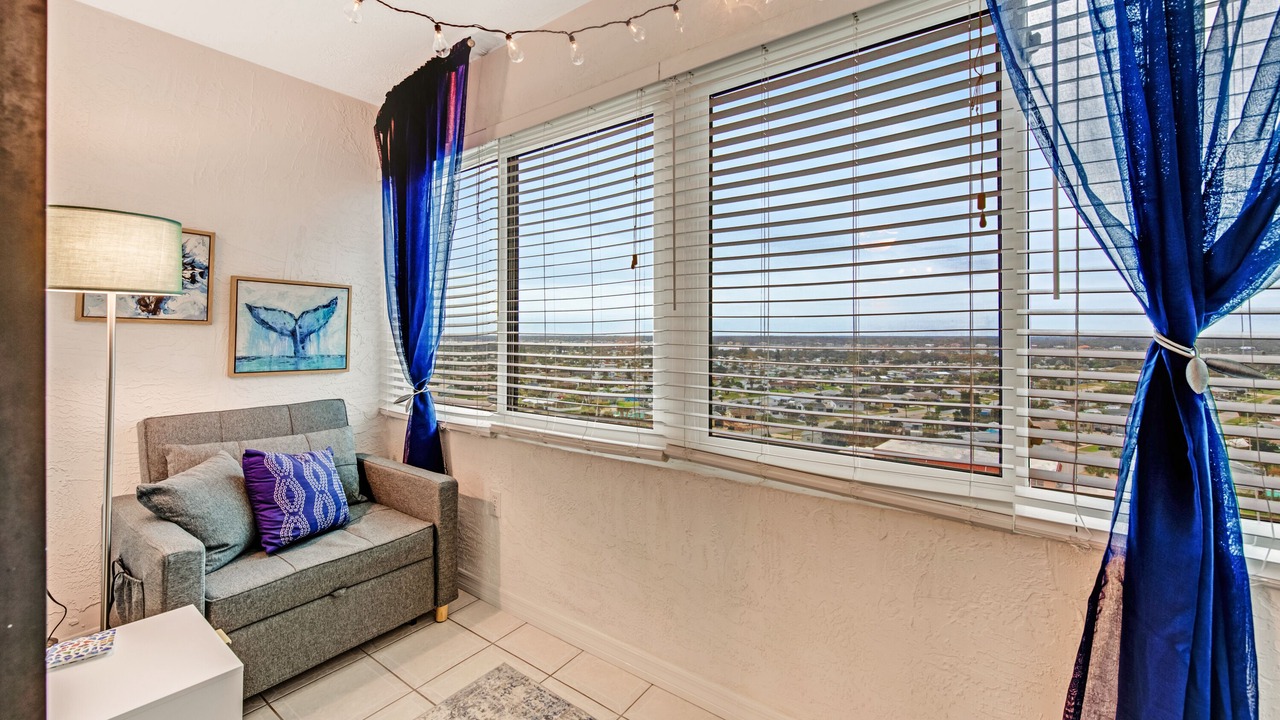 Photo of Livingroom in Ormond-by-the-Sea