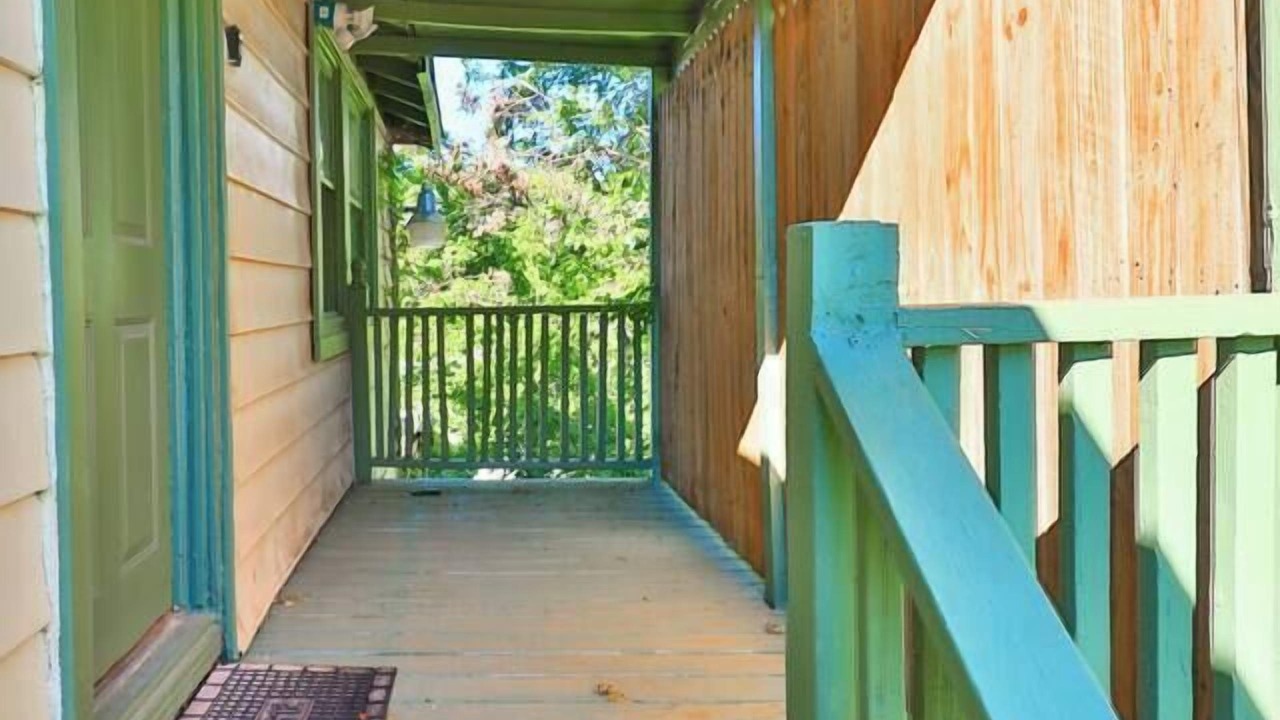 Photo of Patio Balcony in Sayles Blvd. Area