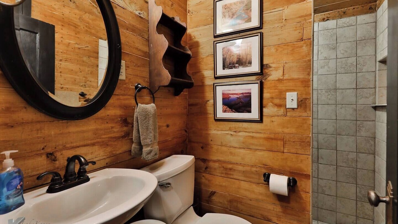 Photo of Bathroom in Sayles Blvd. Area