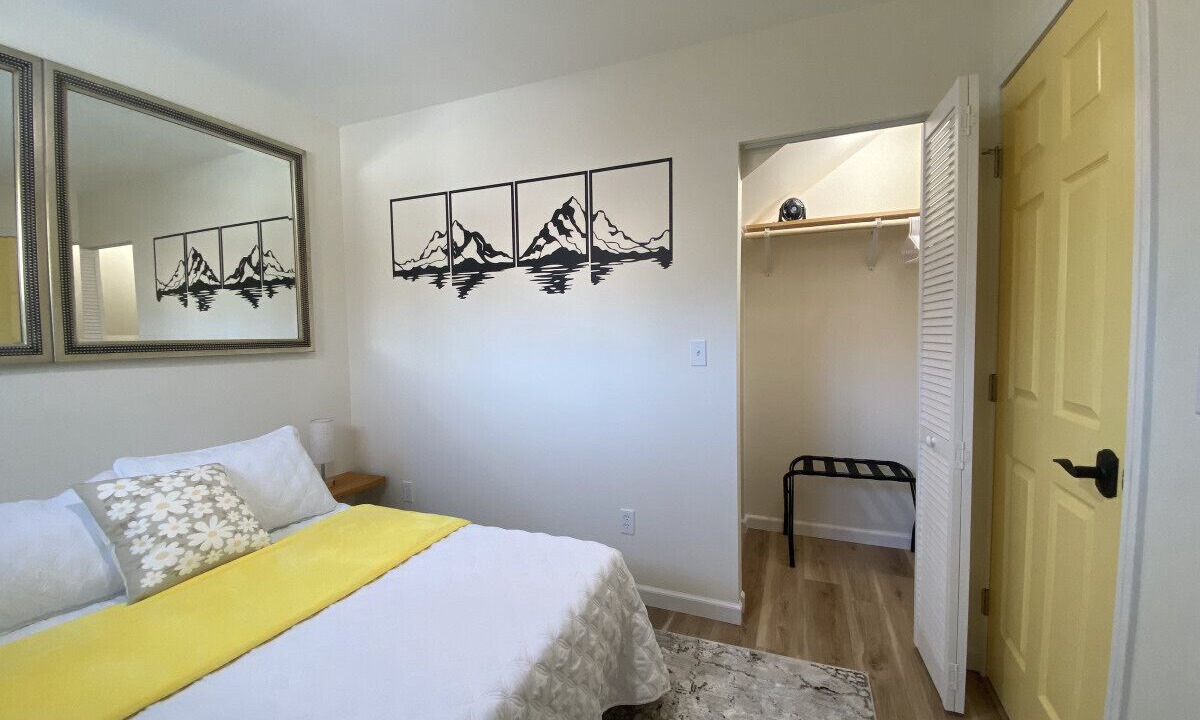 Photo of Bedroom in Talkeetna