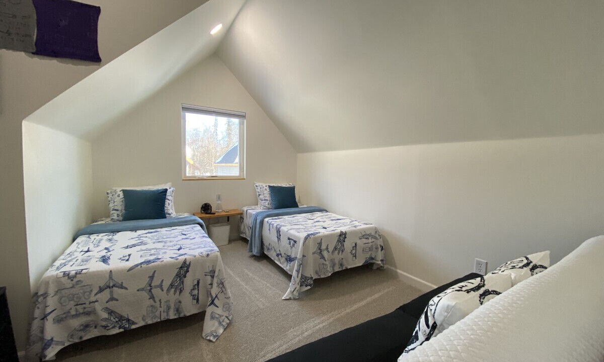 Photo of Bedroom in Talkeetna