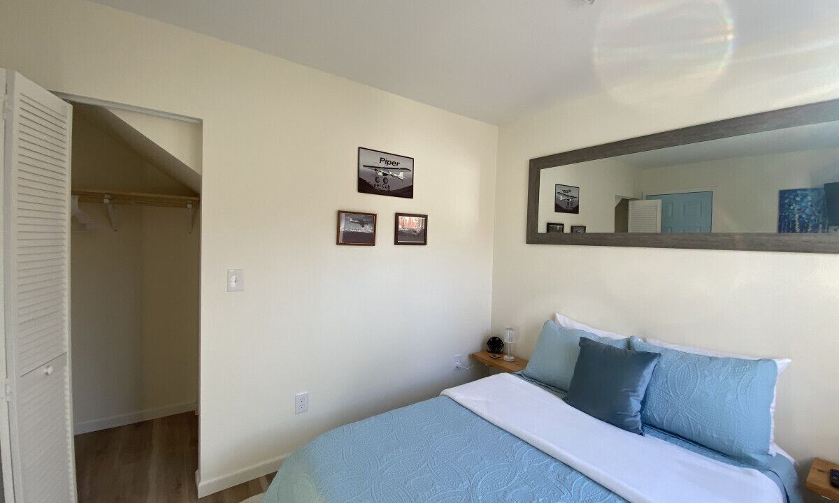 Photo of Bedroom in Talkeetna